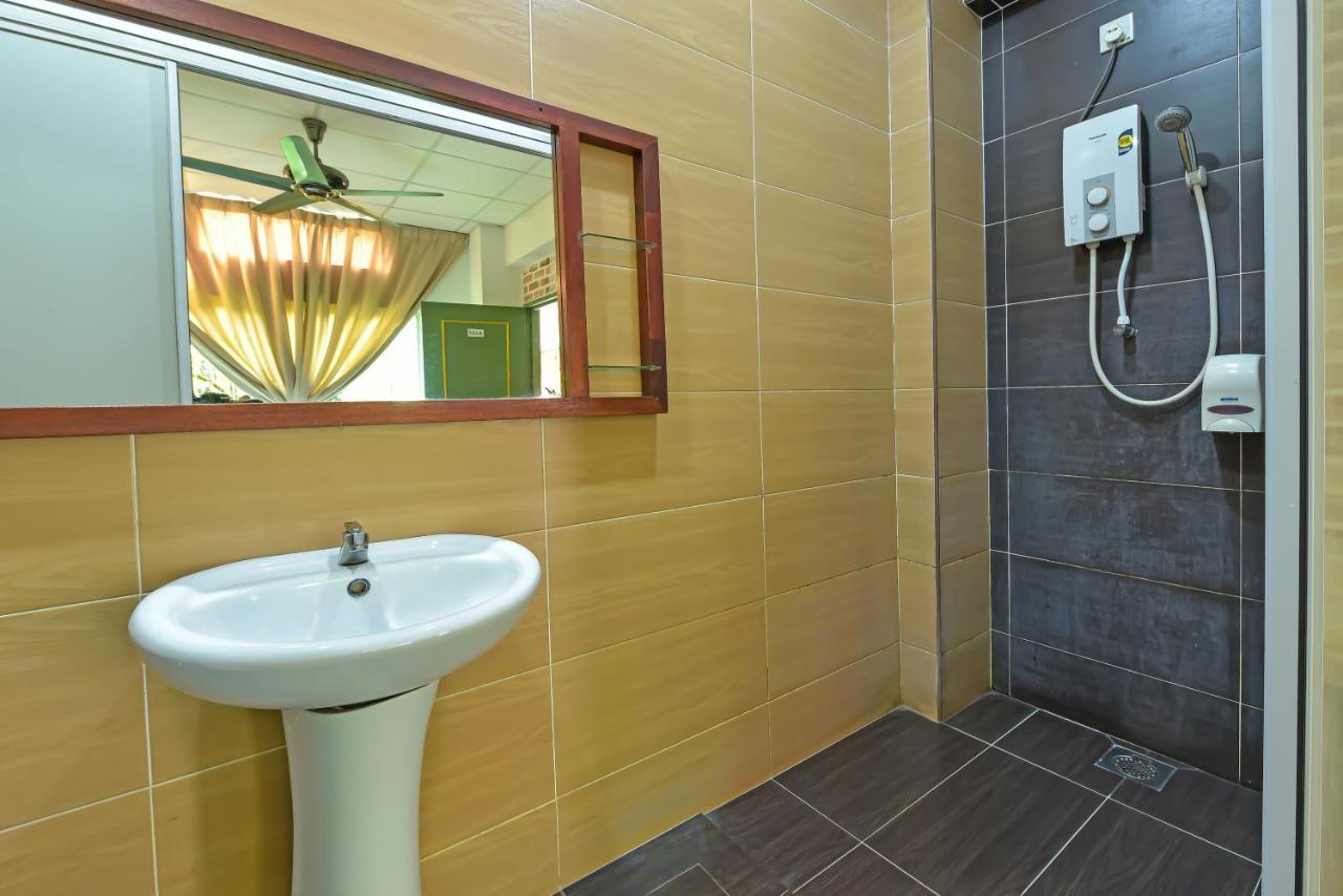 Capital O 90754 Gopeng Inn Ipoh Dış mekan fotoğraf