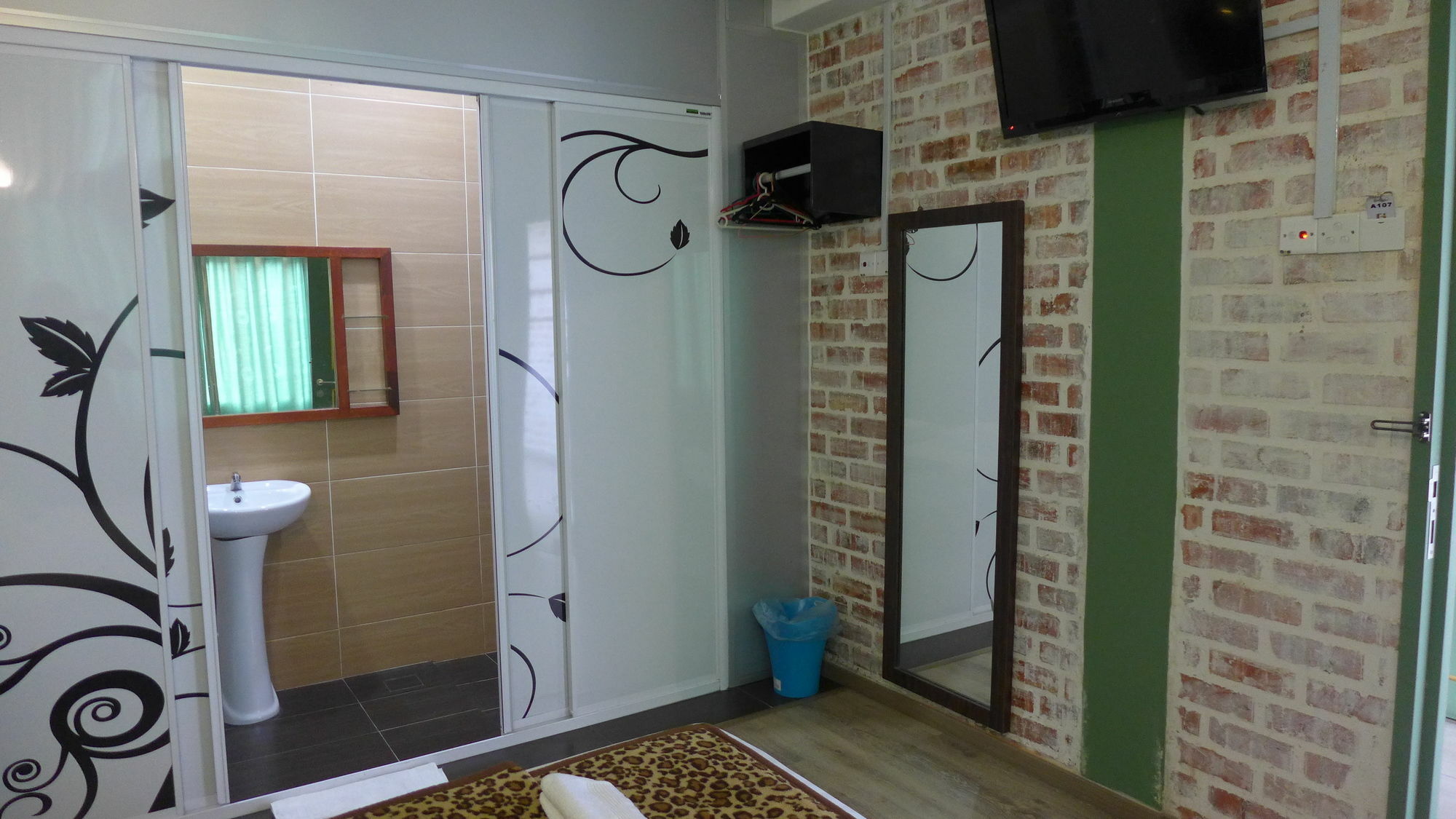 Capital O 90754 Gopeng Inn Ipoh Dış mekan fotoğraf